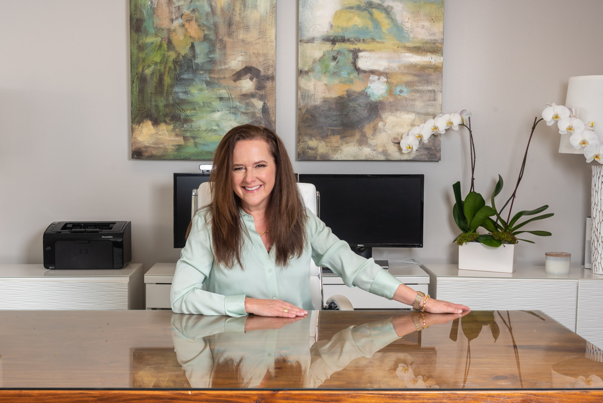 Rebecca L. Palmer's advocacy for gender equity in the legal profession, highlighting the ABA's 1996 amendment against demeaning treatment of female lawyers.