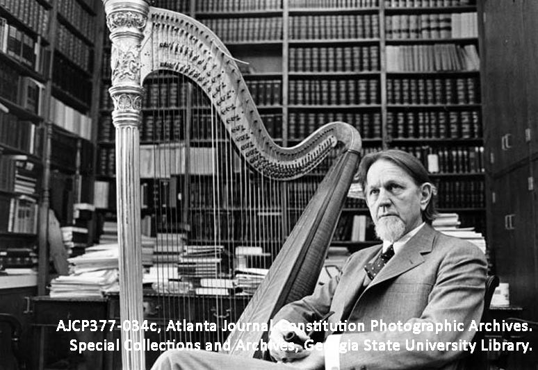 Bobby Lee Cook in his office, 1984, AJC archive. Alt: Bobby Lee Cook lawyer in his Summerville office in 1984, from the Atlanta Journal-Constitution archive.